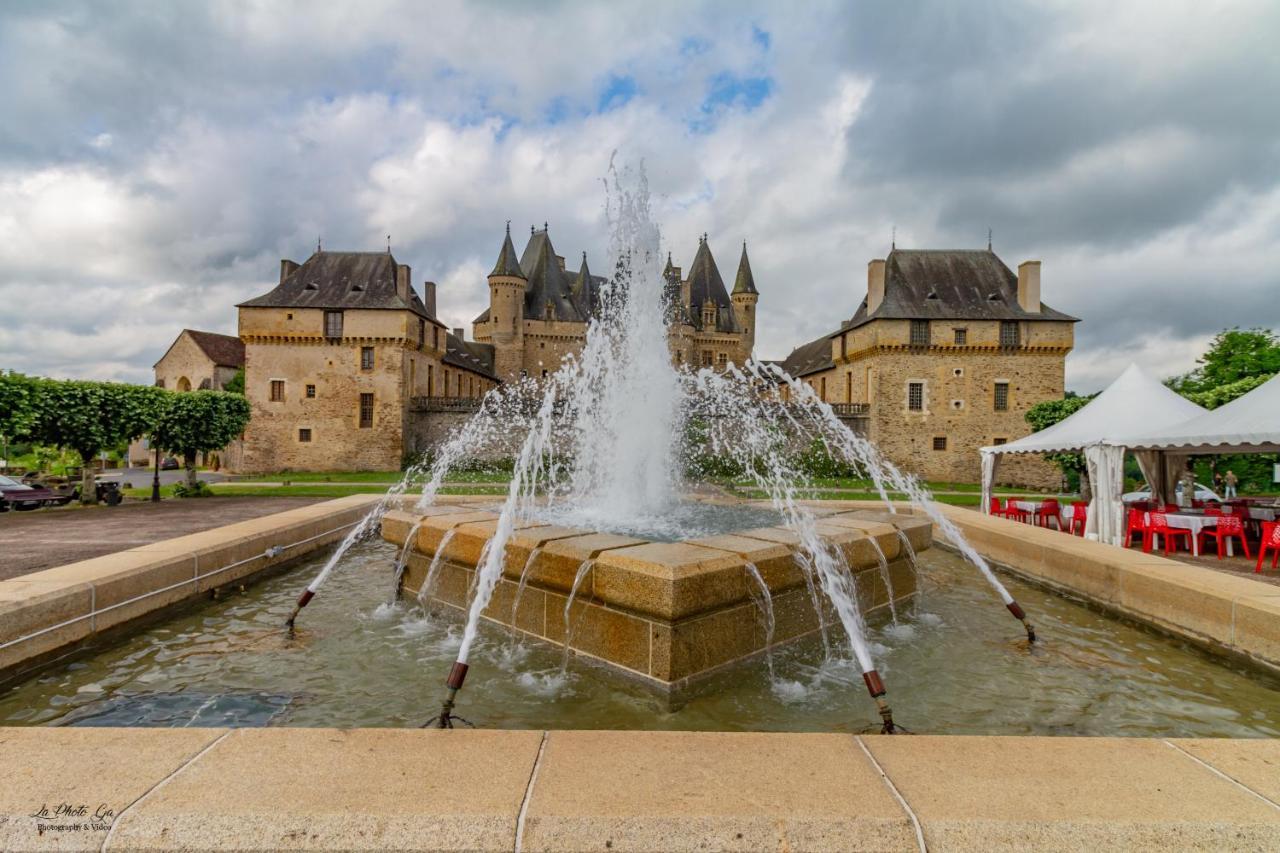 Gite Des Croix Bancaud Jumilhac-le-Grand Kültér fotó